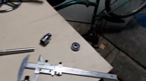 Устанавливаю в Аист каретку на промах/ Ремонтная каретка вместо чашек