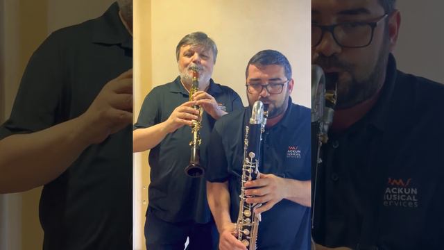 John Williams - Star Wars, Cantina Band (excerpt) Corrado Giuffredi & Stefano Bergamini, clarinets