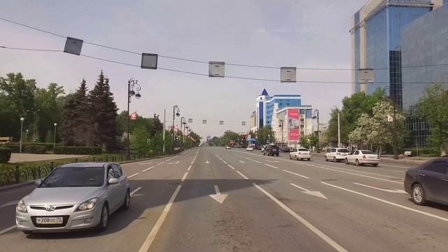 Тюмень. Улица Республики от ул. Мориса Тореза до ул. Парфёнова (Документальное). 11.05.2020.