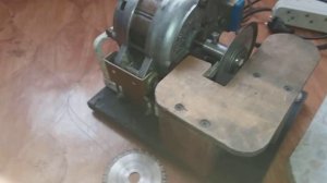 Заточной универсальный станок из мотора от стиральной машины .