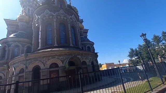 Экскурсия в Питер,Кронштадт,Петергоф.