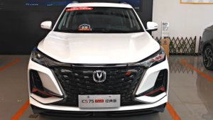 2022 Changan CS75 Plus Обзор Китайского внедорожника (Интерьер и экстерьер)