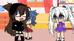 меме" бабушка и розовый "