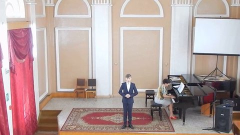"Папарачано" Неаполитанская народная песня. Исполняет Николай Дворников. Вокал. Экзамен.
