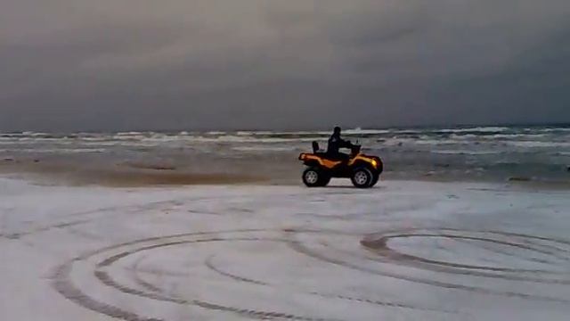 CAN-AM Outlander 400 max xt ,Jantar смотреть онлайн