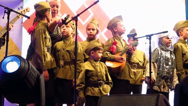 Детский театр песни ПОТЕШКИ Военная смотреть онлайн