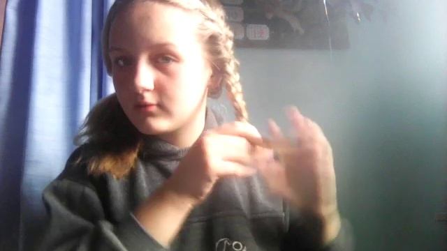 Как заплести здравствуйте две каскадные косички? смотреть онлайн