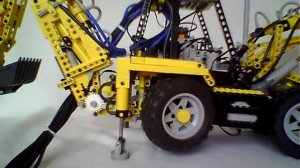 Lego(r) Remote Controlled Backhoe Loader