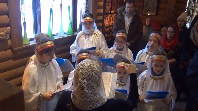 Дети поют на Божественной Литургии в Храме святых Константина и Елены в Санкт-Петербурге 18.12.22г. смотреть онлайн