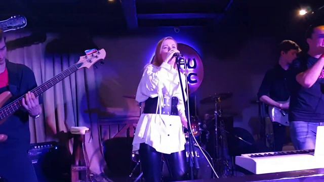"Остров Погибших Кораблей". Фрагмент выступления в БрауХаус Уфа.