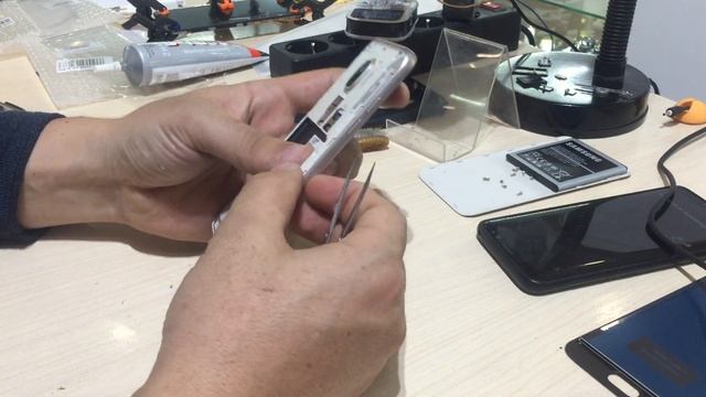 Как Разобрать Samsung J2 (J250) смотреть онлайн