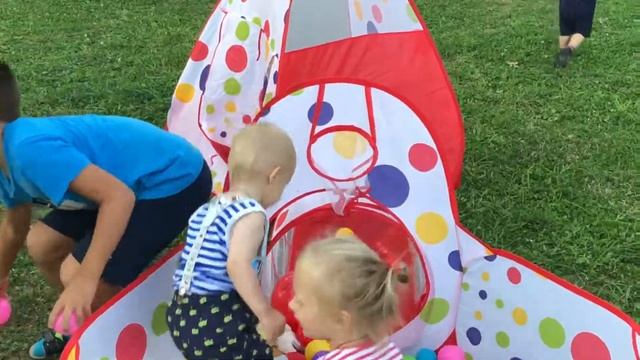 Палатка-домик с туннелем и сухим бассейном для игр дома и на даче! Интернет-магазин Lion Baby Toys смотреть онлайн