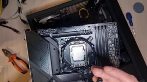 Комплект MSI MAG B660M MORTAR и intel CORE i5 12400f с Алиэкспресс Обзор Сборка и Тесты