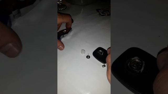 как снять магнит с одежды смотреть онлайн