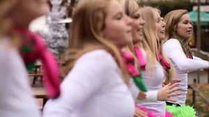 Alpenzusjes - Hutje Op De Hei (Officiële Video).mp4