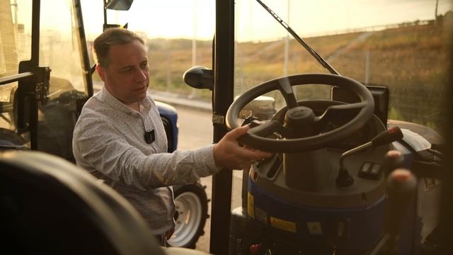 Обзор на трактор Lovol 404 смотреть онлайн