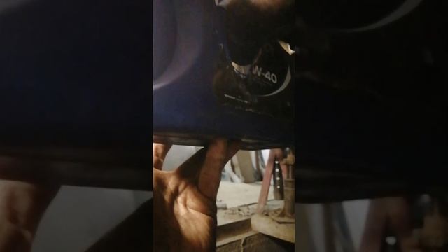 Как выбить ось нижнего рычага ВАЗ-2121 НИВА? смотреть онлайн