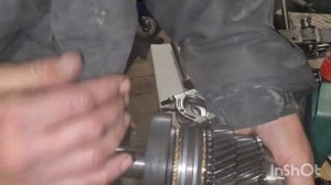 страшный "гул" КПП который пропадает при выжатом сцеплении#w123 5-ст#причина найдена