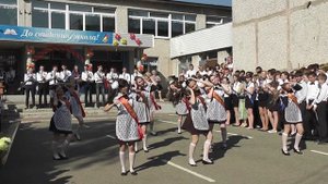Танец выпускниц 2014 Ильинской СОШ
