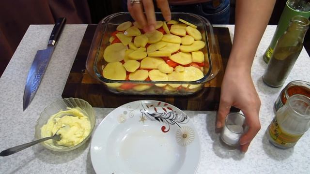 ЗАПЕКАНКИ В ПОСТ / ДВА ВИДА / КАРТОФЕЛЬНАЯ ЗАПЕКАНКА С ГРИБАМИ И ПОМИДОРАМИ смотреть онлайн