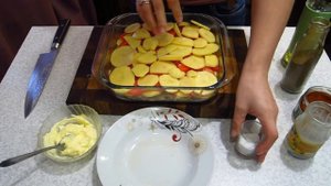 ЗАПЕКАНКИ В ПОСТ / ДВА ВИДА / КАРТОФЕЛЬНАЯ ЗАПЕКАНКА С ГРИБАМИ И ПОМИДОРАМИ