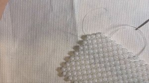 МК Треугольная салфетница из акриловых бусин #handmade #ручнаяработа #салфетницаизбусин