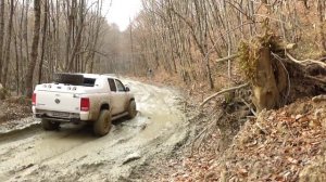 фольц амарок пикап парит над грязью