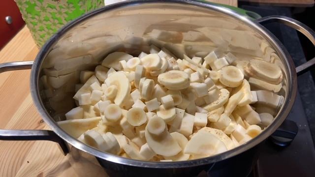 Пюре из корня сельдерея и пастернака / Как приготовить пюре из пастернака с корнем сельдерея смотреть онлайн
