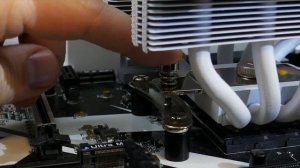 The ThermalRight Frost Commander 140 White - CPU Cooler Review