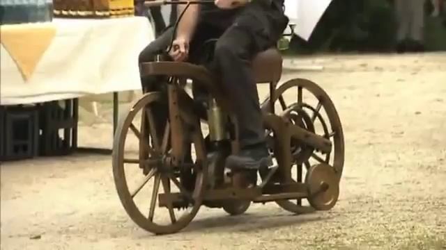 Мотоцикл Даймлера-1885г. (Реплика) смотреть онлайн