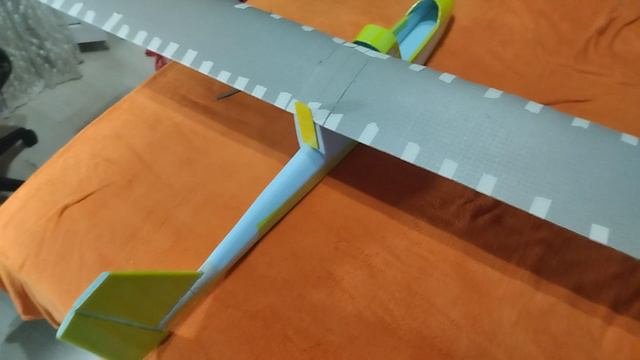 Делаю радиоуправляемый самолёт размах 1,7 метров.
