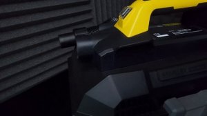 STANLEY SCM701 V20 เลื่ององศาสไลด์ และ เครื่องดูดฝุ่นไร้สาย SCV002 B1