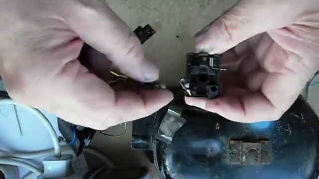 Ремонт пускового реле и запуск компресора холодильника. смотреть онлайн