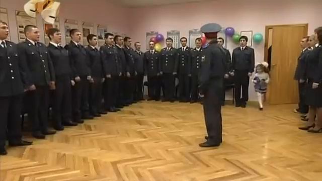 6 кадров. Последний звонок в школе милиции смотреть онлайн