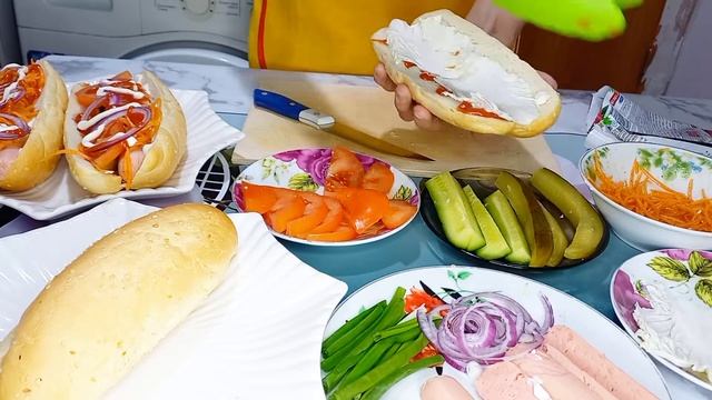 Когда дети хотят фасфуд, сделайте дома сами. #хотдог#фасфуддома#сытныйхотдог