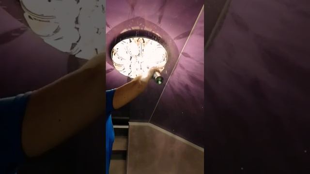 Влажная уборка дома и мытье люстр, посмотрите результаты в конце видео! смотреть онлайн