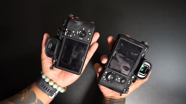 Sony  A7Riii Unboxing