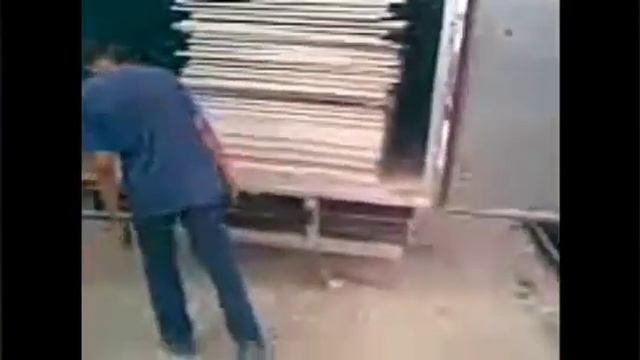 Перегруз Газели. Негабаритные грузы. Топ-5 Самых невероятных грузов, перевозимых Газелями