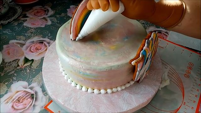 Торт на день рождения . Торт для девочки на 8 лет . Украшение торта.