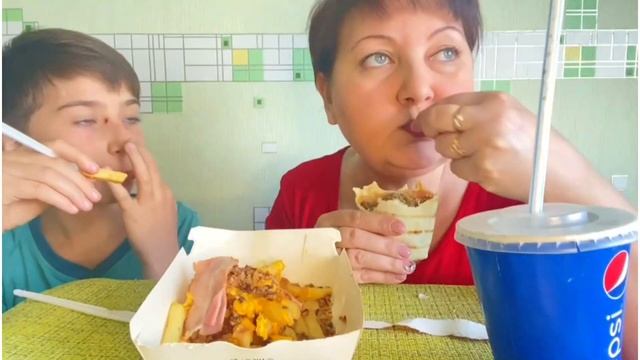 Мукбанг .Burger ? king ?
