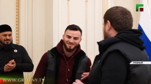 Рамзан Кадыров встретился с именитыми спортсменами и тренерами ЧР