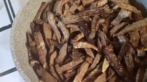 Вы скупите всё говяжье легкое на мясном рынке.#Деликатез за 30 рублей. #Чипсы из говяжьего легкого.