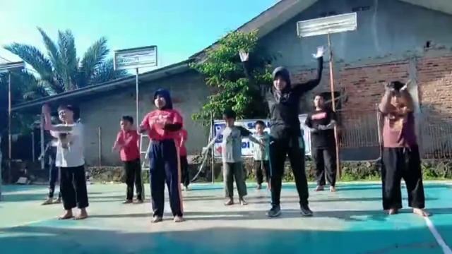 Tugas 1 - Jogging - Senam Dynamic Stretching - Running ABC || T&P Atletik 2 смотреть онлайн