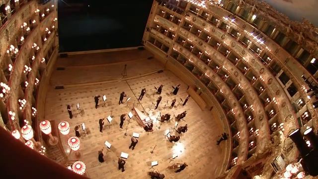 Tomaso Albinoni - Adagio in sol minore смотреть онлайн