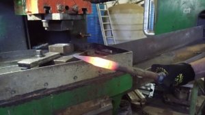 Процесс изготовления пики для отбойного молотка