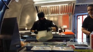 Мастер класс по приготовлению шаурмы. Набережная_ Анапа.