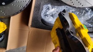 Обзор усиленных тормозов Brembo GT6 + GT4 на Dodge Challenger 2019