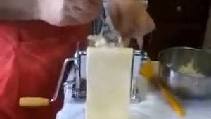 Машинка для приготовления пельменей и равиоли Пельменница
