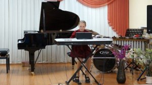 Самохвалова Лиза. В. Шаинский. Антошка
