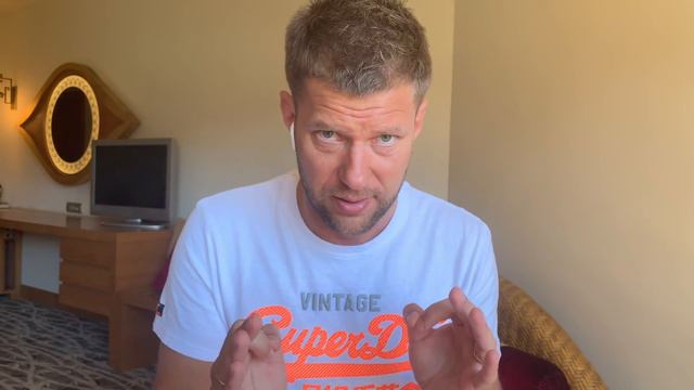 Евгений Пересветов | «Злые и благословенные» смотреть онлайн